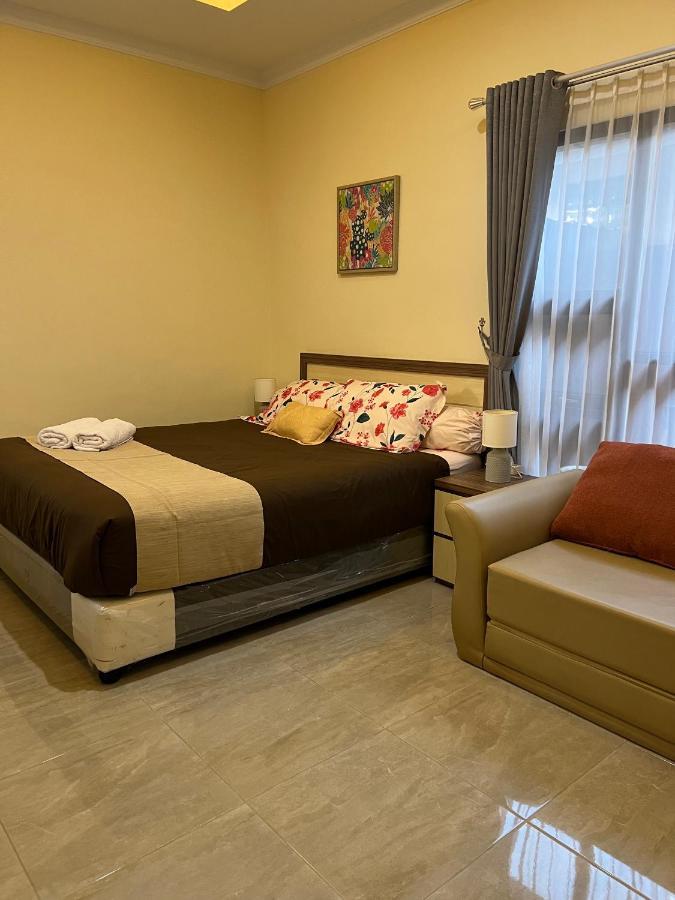 Casa Familia Syariah Apartman Sleman  Kültér fotó